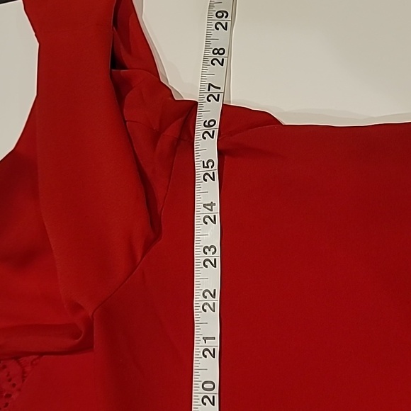 Jones Studio Lace Detail Pullover With Bell Sleeves Top Red 2X - Picture 9 of 12